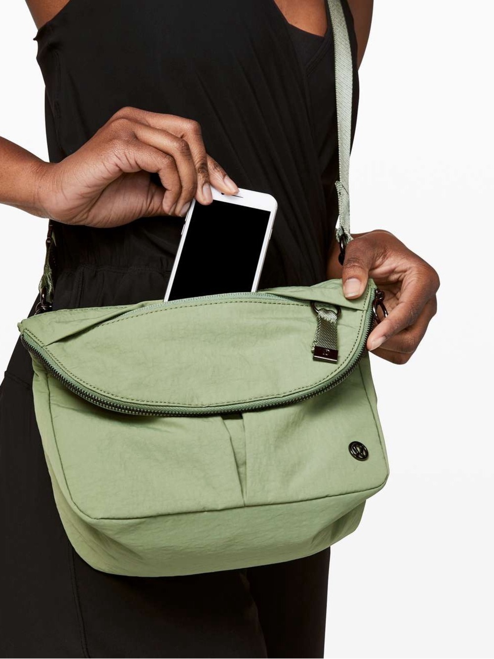 Lululemon All Night Festival Bag *5L
Desert Green - Picture 9 of 11